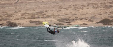 Dive into Adventure: 5 Thrilling Water Activities to Experience in Tenerife